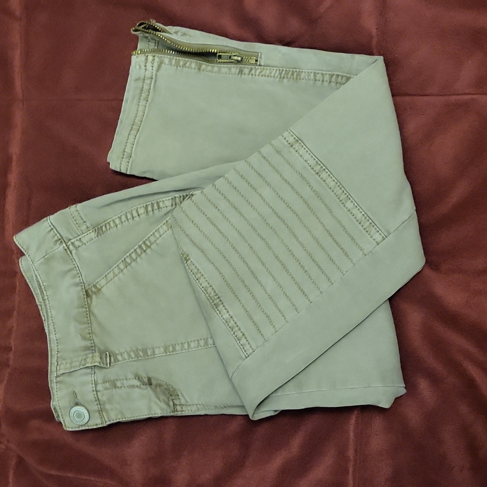 Mossimo Supply Co. Slim Skinny Pants in Tan